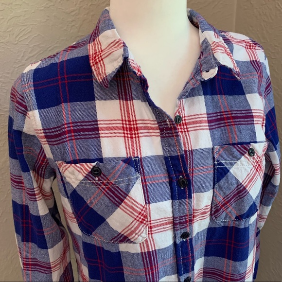 Hippy laundry plaid flannel button down. Size: L - Picture 2 of 12